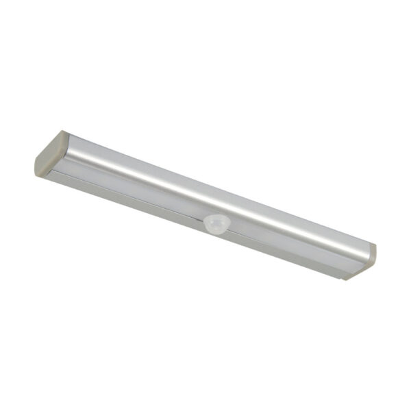 Armadura com lampada com casquilho G13 e 4500K.